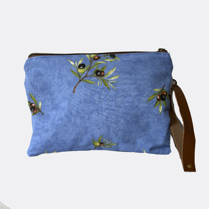 NECESER OLIVOS EN AZUL